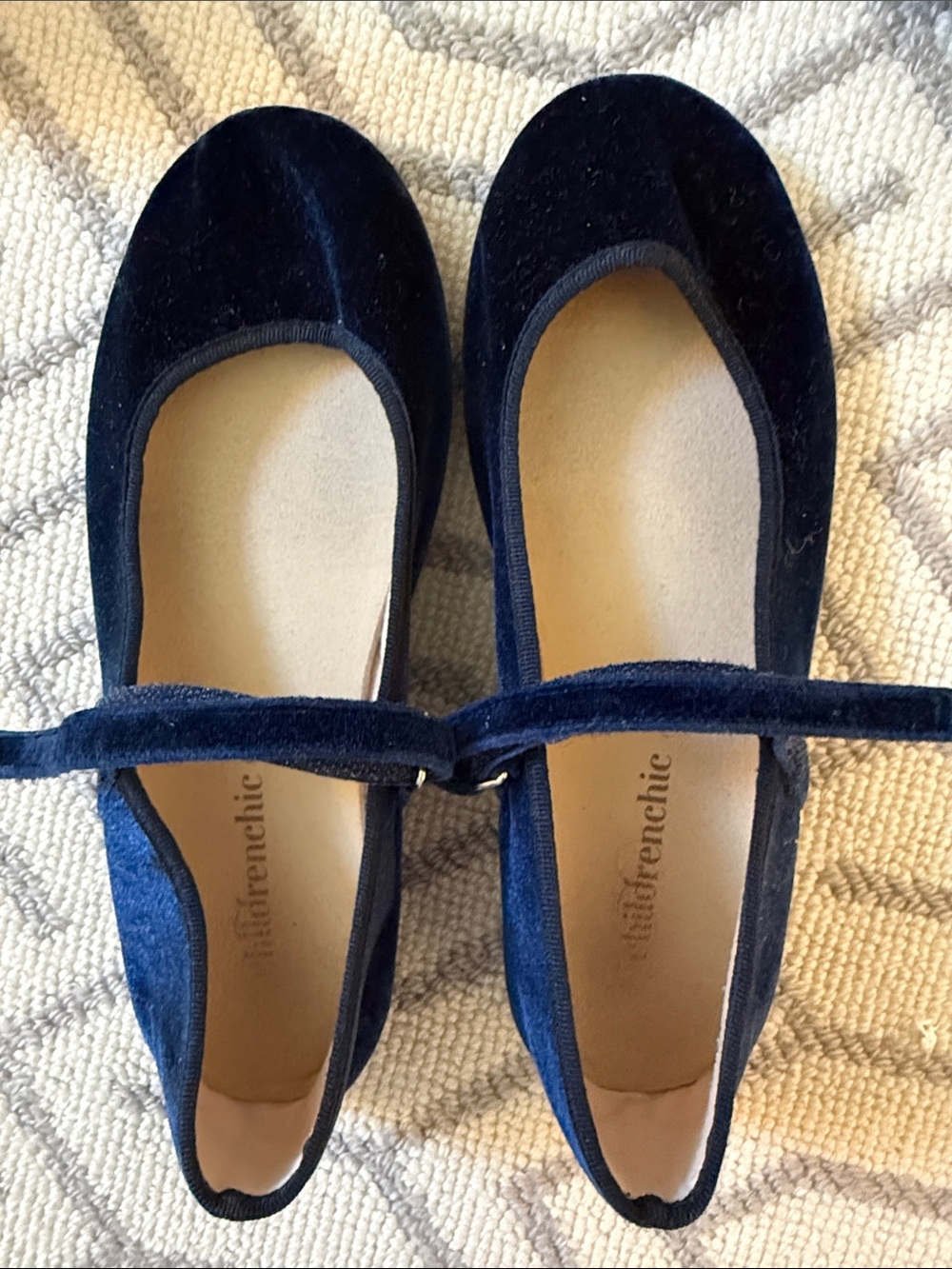 CHILDRENS CHIC Navy Velvet Mary Jane Flats